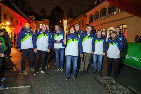 Olimpijska bakla zimske OI Kamnik 2026 / Foto: Tina Dokl