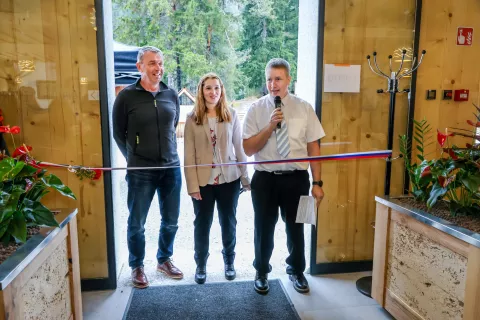 Gosti&scaron;če Jezersko ob Plan&scaron;arskem jezeru, Zgornje Jezersko / Foto: Tina Dokl
