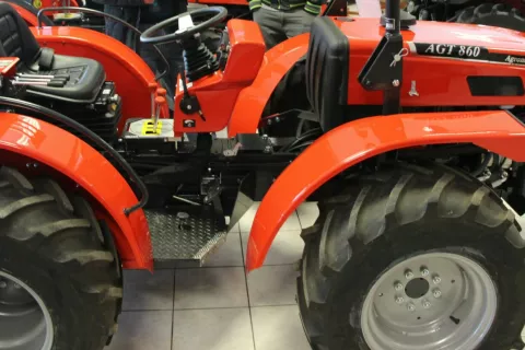 Agromehanika je doma in v tujini znana tudi po traktorjih. / Foto: Cveto Zaplotnik