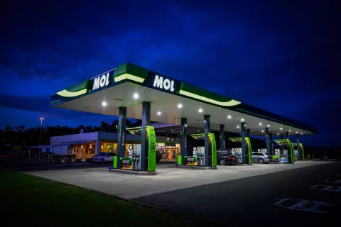 Bencinski servis MOL na dravskem polju / Foto: Marko Pigac/mp Produkcija/pigac.