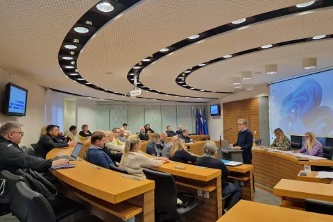 Podprli imenovanje direktorice centra za mlade