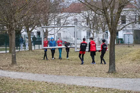 trening nogomet timsko delo otroci &scaron;olarji nogometni klub Radovljica / Foto: Tina Dokl