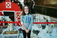 Dobrodelna predstava za malo borko Lano