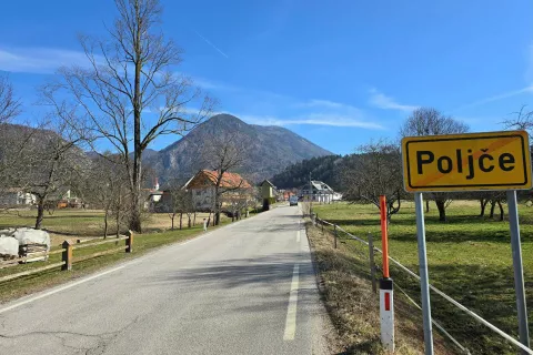 Cesta med Poljčami in Begunjami bo za promet zaprta v soboto in nedeljo od 6. do 16. ure. / Foto: Marjana Ahačič