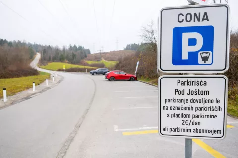 Pod Jo&scaron;tom (začasno) brez letnih abonmajev