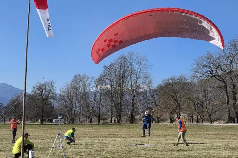 jadralno padalstvo begunje / Foto: Ur&scaron;ka Peternel