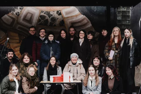 Antologija poezije je iz&scaron;la ob slovenskem kulturnem prazniku / Foto: Ma&scaron;a Pirc