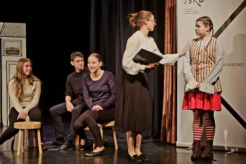 V &Scaron;kofji Loki je v začetku marca potekalo območno srečanje otro&scaron;kih gledali&scaron;kih skupin. / Foto: Janez Jocif