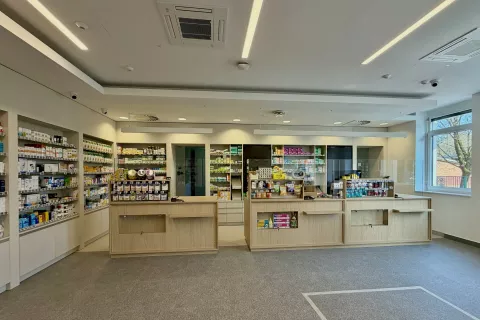 Odprli prenovljeno lekarno