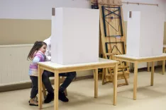 Volitve v državni zbor 2026 glasovanje voli&scaron;če KS Stara Loka Podlubnik &Scaron;kofja loka / Foto: Tina Dokl