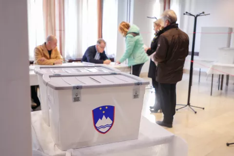 Zavrnili ugovore na volitve