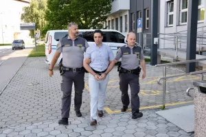 Irancu za umor biv&scaron;e žene petindvajset let zapora