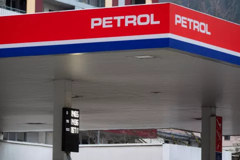 Bencinski servis Petrol občina Jesenice 9. marec 2026 (pred podražitvijo)Simbolična fotografija bencinska postaja Petrol in tankanje / Foto: Nik Bertoncelj