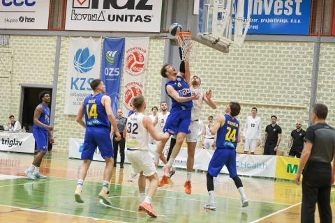 ko&scaron;arka liga OTP banka med ECE Triglav Kranj vs GGD &Scaron;enčur / Foto: Tina Dokl