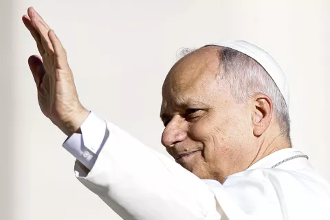 V svetu, polnem konfliktov, se ljudje nasilja navadijo in se z njim sprijaznijo, je opozoril papež. / Foto: Ansa / Sta