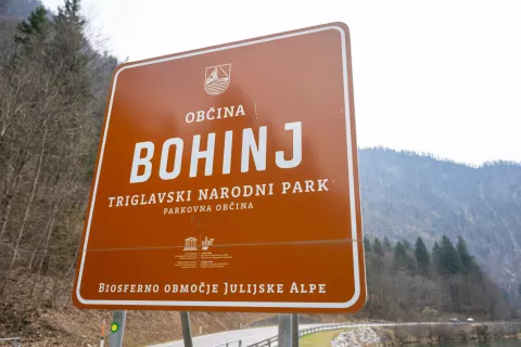 Simbolična fotografija Občina BohinjTNP Triglavski narodni parkparkovna občinaJulijske Alpe / Foto: Nik Bertoncelj