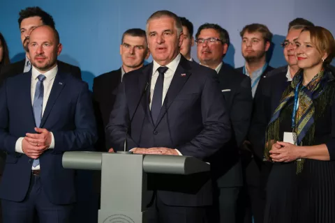 Volitve v državni zbor 2026 novinarsko sredi&scaron;če DZ stranka NSi Jernej Vrtovec, SLS Tina Bregant, Fokus Marko Lotrič / Foto: Tina Dokl