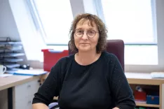 Odprtje novih prenovljenih prostorov Zdravstveni dom JeseniceJesenice 20.3.2026Marjeta Horvat Fajdiga klinična psihologinja in vodja centraCenter za du&scaron;evno zdravje otrok in mladostnikov / Foto: Nik Bertoncelj