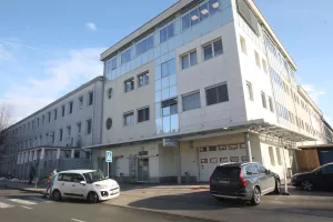 diabetolo&scaron;ka ambulanta Golnik internistična ambulanta ZD zdravstveni dom Kranj tabla / Foto: Gorazd Kavčič