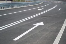 Simbolična fotografija občina JesenicePredor Karavanke in promet na avtocesti in cestninski postaji Hru&scaron;icasmer pu&scaron;čica Cestninska postaja Hru&scaron;ica / Foto: Nik Bertoncelj