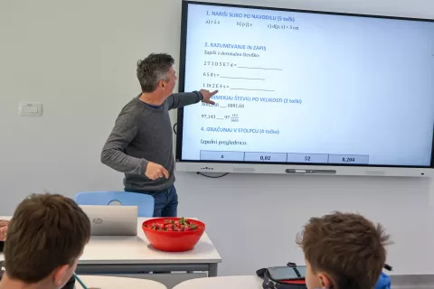 Izbolj&scaron;ati bralno pismenost