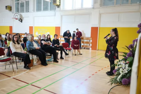 Inkluzija v slovenskih &scaron;olah obstaja le na papirju