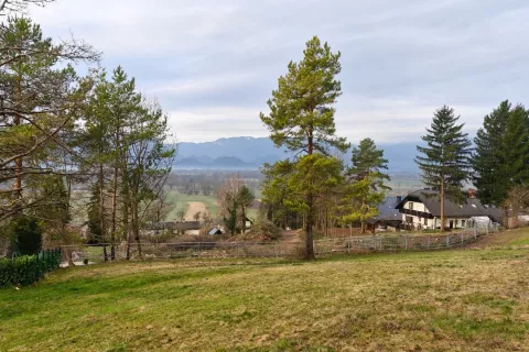 Civilno iniciativo skrbi projekt pozidave nad vasjo