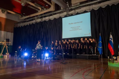 Praznovanje znanja in skupnosti