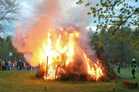 kresovanje prvi maj kres / Foto: Tina Dokl