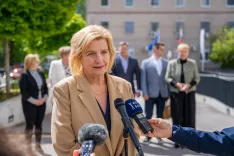 Regijski obisk Zdravni&scaron;ke zbornice na Gorenjskem izjava za medijeSplo&scaron;na bolni&scaron;nica Jesenice 7. maj 2026Na fotografiji Prof. dr. Bojana Beović, dr. med., specialistka infektologijepredsednica Zdravni&scaron;ka zbornica Slovenije / Foto: Nik Bertoncelj