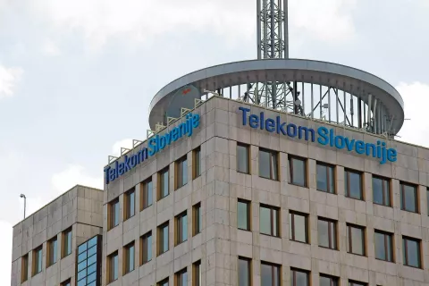 Telekom Slovenije je ostal brez novega lastnika, saj britanski sklad Cinven pogajanj za nakup ne želi nadaljevati. / Foto: Gorazd Kavčič / Foto: 