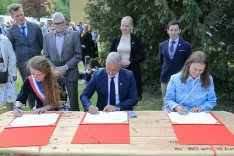 &Scaron;est desetletij prijateljstva