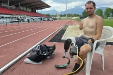 Kristijan Tramte z novima protezama / Foto: Maja Bertoncelj