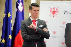 Dolga leta zaveznika, na jesenskih volitvah protikandidata