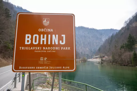 Simbolična fotografija Občina BohinjTNP Triglavski narodni parkparkovna občinaJulijske Alpe / Foto: Nik Bertoncelj