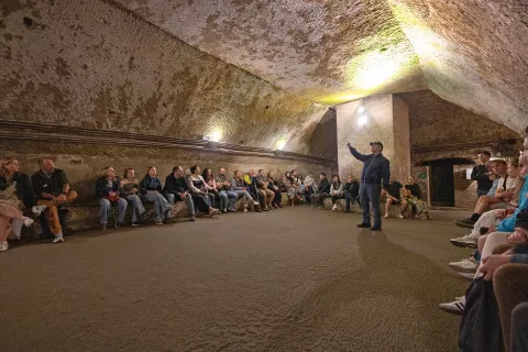 Ogled je mogoč le s spremstvom vodiča. / Foto: Peter Ko&scaron;enina