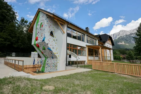 odprtje obnovljena Osnovna &scaron;ola O&Scaron; Jezersko / Foto: Tina Dokl