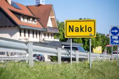 Simbolična fotografija občina Naklotabla Naklo / Foto: Nik Bertoncelj