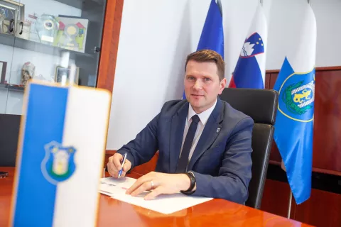 Razvoj moramo gledati celostno