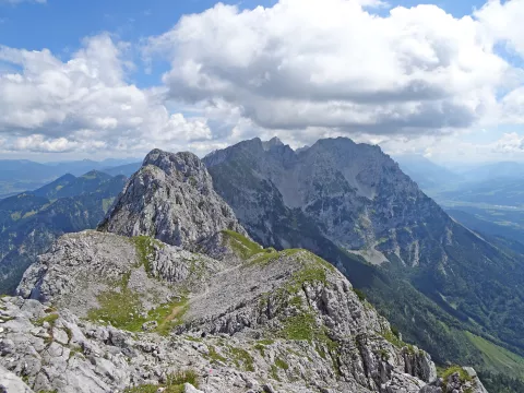 Najvi&scaron;ji vrhovi pogorja Wilder Kaiser: Ellmauer Halt, Tuxeck, Treffauer. / Foto: Jelena Justin