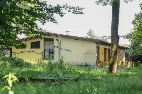 podpis pogodba za ru&scaron;itev obstoječega objekta in novogradnja vrtec Sonček / Foto: Tina Dokl