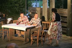 Program v okviru festivala Jezerska &scaron;torija je bil oblikovan podobno kot prej&scaron;nja leta: petkove večere so zaznamovale odigrane Jezerske &scaron;torije v Županovem kotu ali v Jenkovi kasarni / Foto: alenka brun