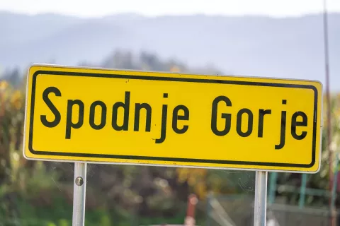 Simbolična fotografija občina Gorje, tabla Spodnje Gorje / Foto: Nik Bertoncelj