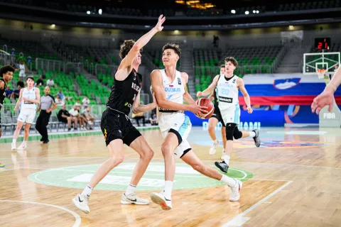 Slovenski mladi ko&scaron;arkarji so se z zmago nad Belgijci uvrstili v četrtfinale. / Foto: Ko&scaron;arkarska zveza Slovenije