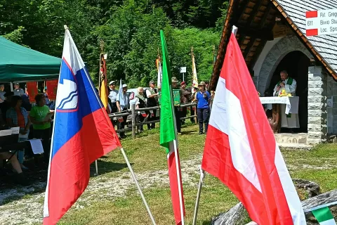 Spominska slovesnost v dolini Zajzera / Foto: Jože Pogačar