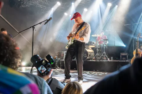 Osrednji dogodek Pre&scaron;ernega Poletja v Kranju KranFest 2026, Kokosy / Foto: Primož Pičulin