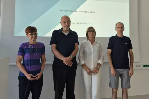 Peklensko vroče predvidoma do petka