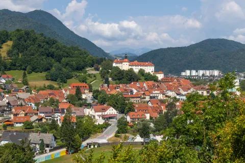 Na &Scaron;kofjelo&scaron;kem vse več turistov