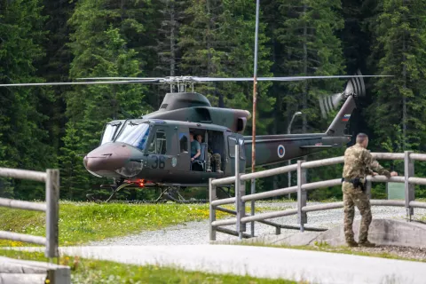 Simbolična fotografija voja&scaron;ki helikopter / Foto: Nik Bertoncelj