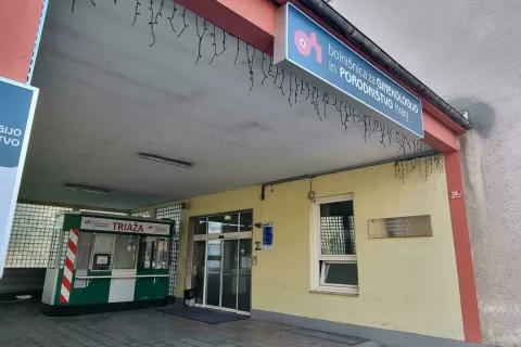 Bolni&scaron;nica za ginekologijo in porodni&scaron;tvo Kranj porodni&scaron;nica / Foto: Simon &Scaron;ubic